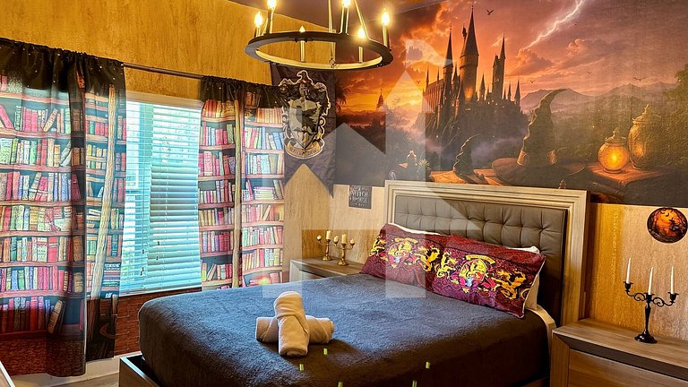 Vacation Home Near Disney, 4 bedrooms