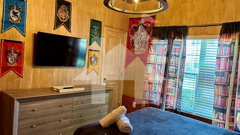 Vacation Home Near Disney, 4 bedrooms