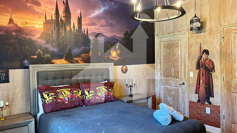 Vacation Home Near Disney, 4 bedrooms