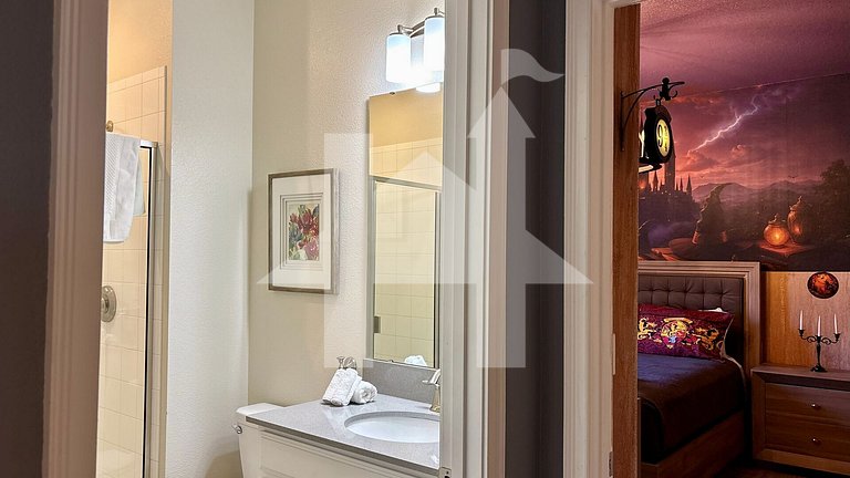 Vacation Home Near Disney, 4 bedrooms