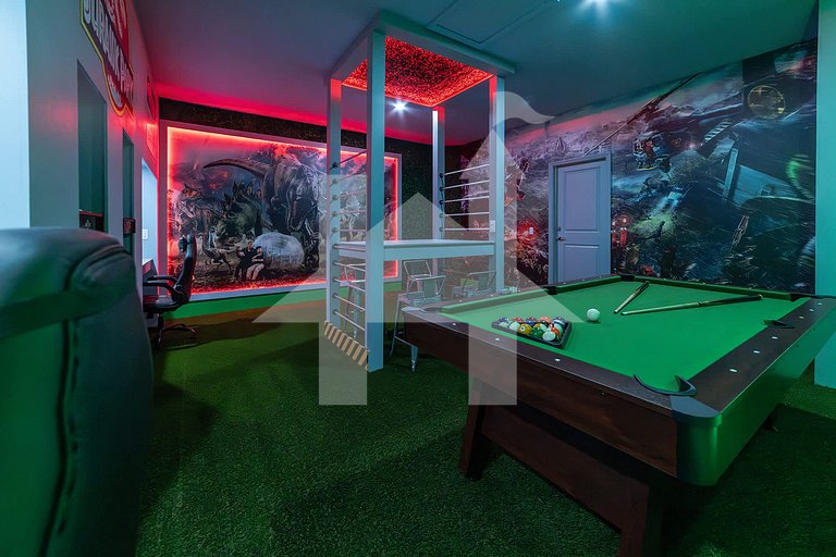 Vacation Home Near Disney, 5 bedrooms