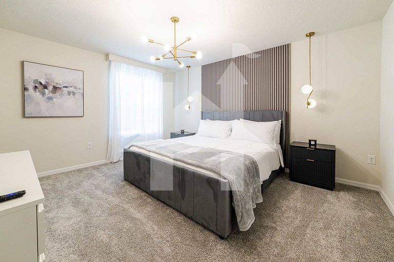 Vacation Home Near Disney, 5 bedrooms