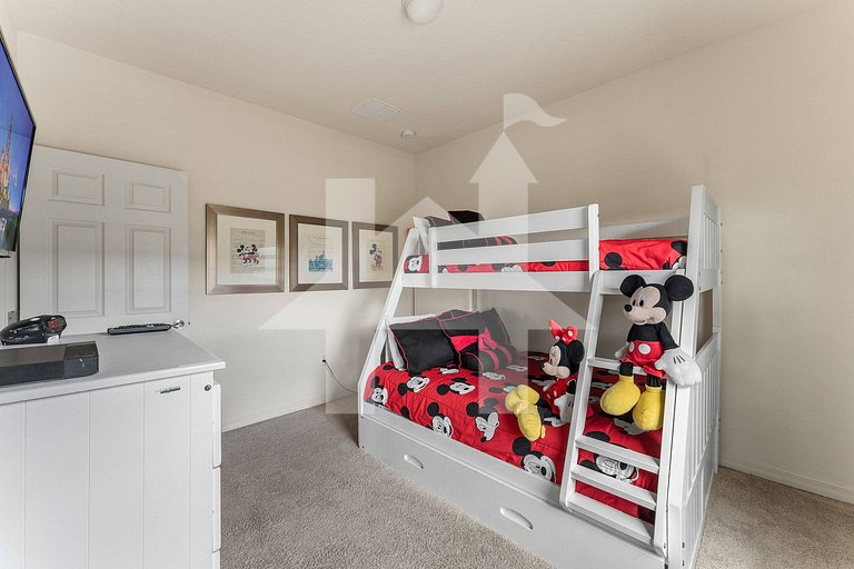 Vacation Home Near Disney, 4 bedrooms