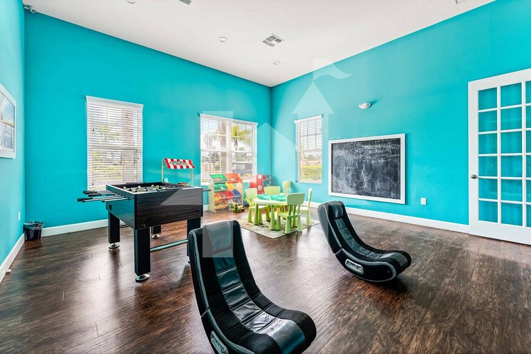 Vacation Home Near Disney, 4 bedrooms