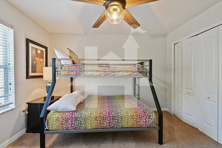 Vacation Home Near Disney, 4 bedrooms