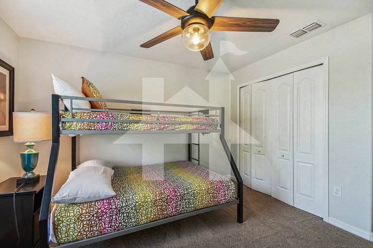 Vacation Home Near Disney, 4 bedrooms