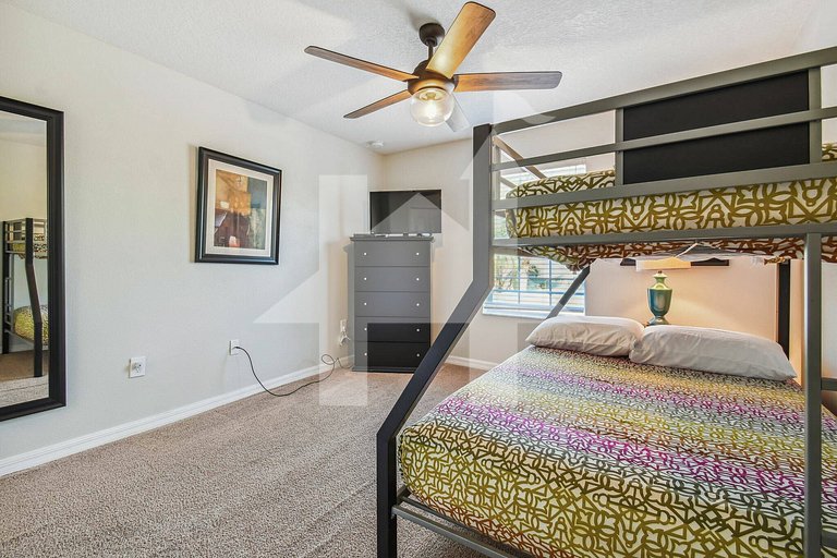 Vacation Home Near Disney, 4 bedrooms