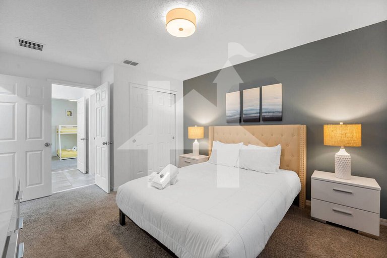 Vacation Home Near Disney, 6 bedrooms