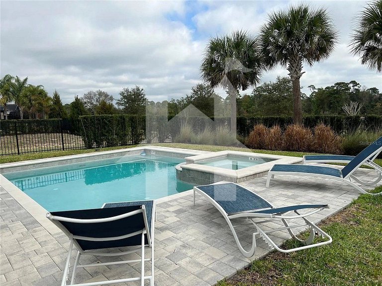 Vacation Home Near Disney, 5 bedrooms