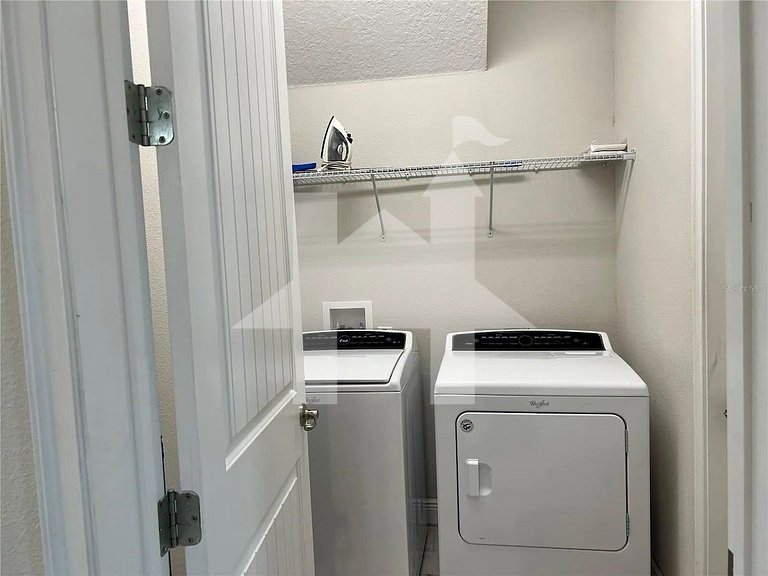 Vacation Home Near Disney, 5 bedrooms