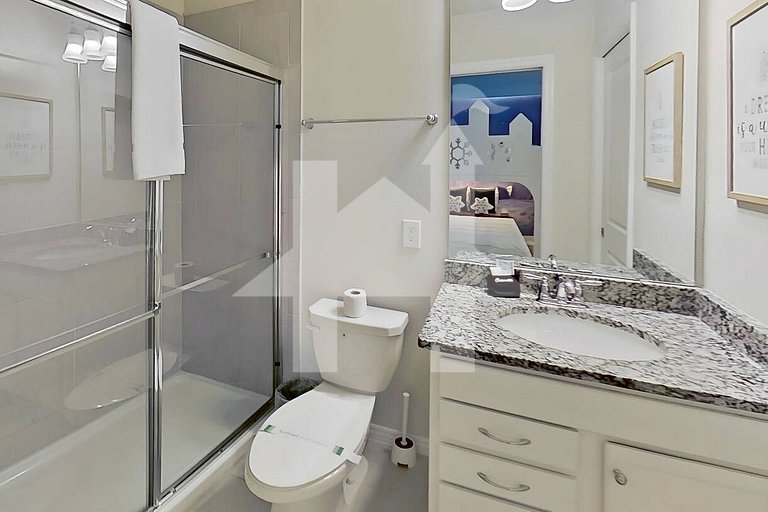 Vacation Home Near Disney, 5 bedrooms