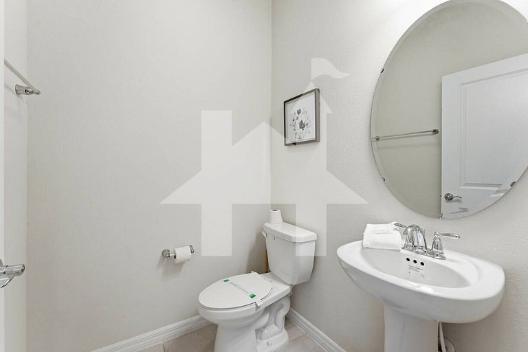 Vacation Home Near Disney, 5 bedrooms