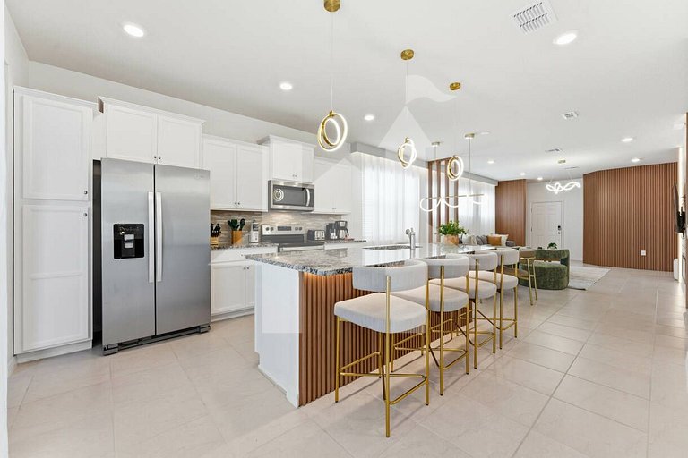 Vacation Home Near Disney, 5 bedrooms