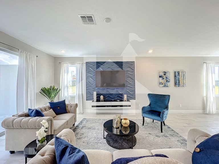 Reunion 3BR Villa Near Disney + Pool Access