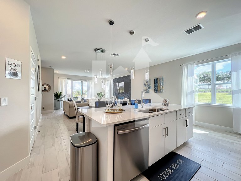 Reunion 3BR Villa Near Disney + Pool Access