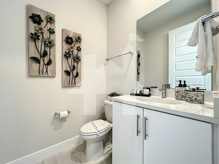 Reunion 3BR Villa Near Disney + Pool Access