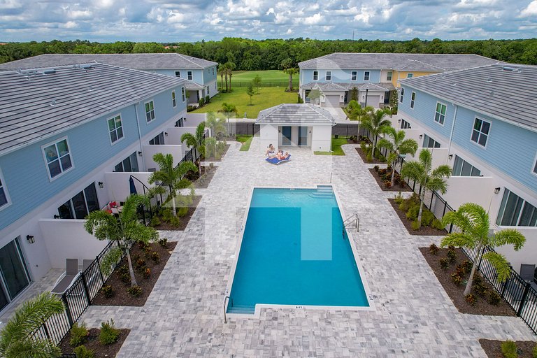 Reunion 3BR Villa Near Disney + Pool Access