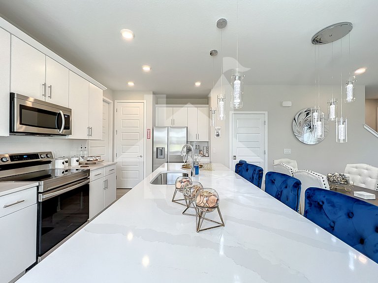 Reunion 3BR Villa Near Disney + Pool Access