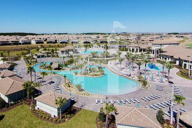 Vacation Home Near Disney, 4 bedrooms