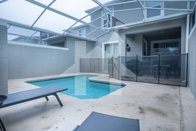 Vacation Home Near Disney, 4 bedrooms