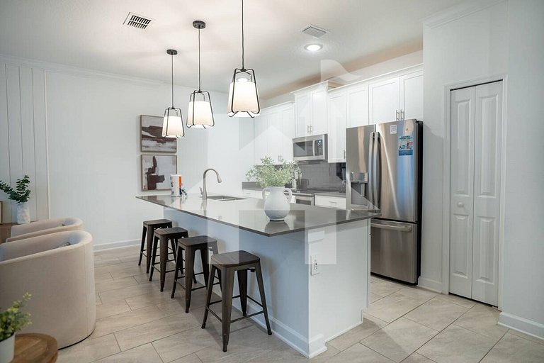 Vacation Home Near Disney, 4 bedrooms