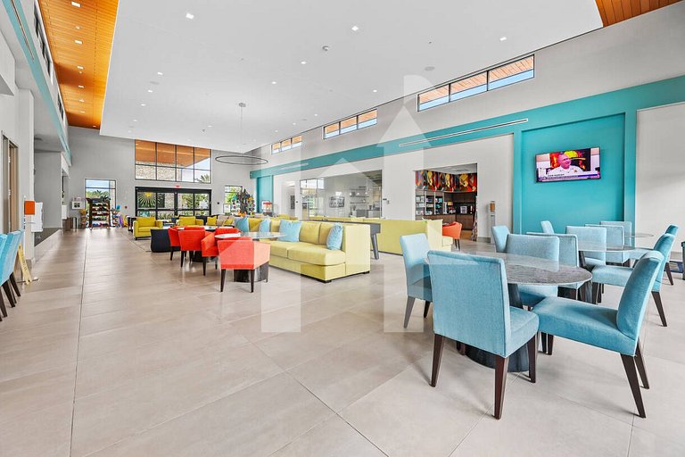 Vacation Home Near Disney, 5 bedrooms