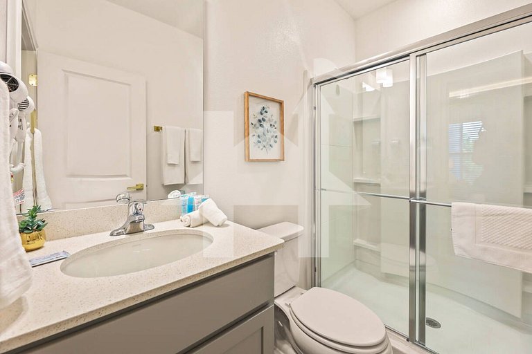 Vacation Home Near Disney, 5 bedrooms