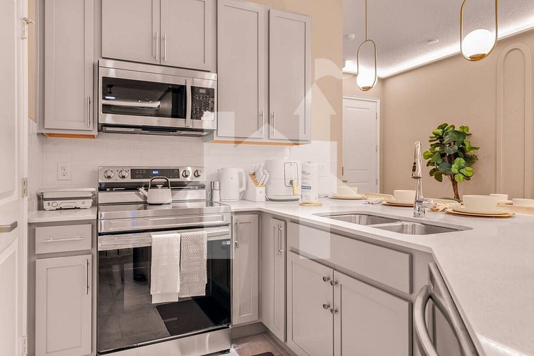 Vacation Home Near Disney, 5 bedrooms