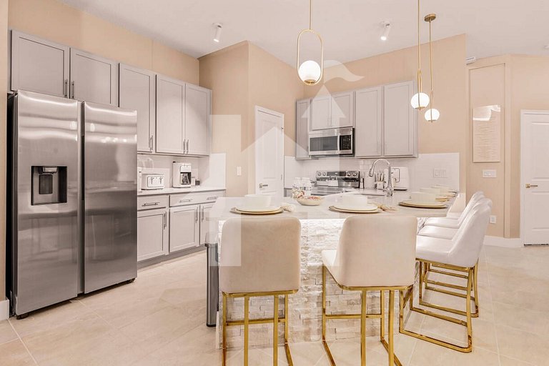 Vacation Home Near Disney, 5 bedrooms