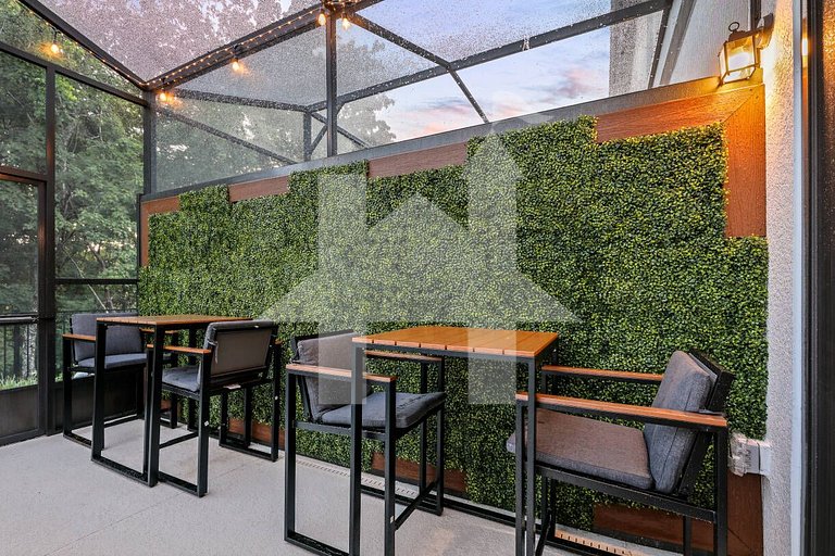 Vacation Home Near Disney, 5 bedrooms