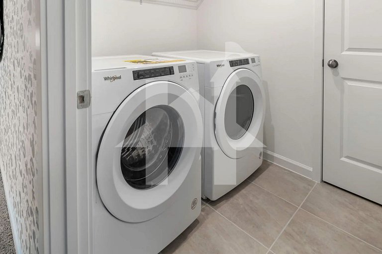 Vacation Home Near Disney, 9 bedrooms