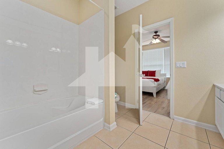 Vacation Home Near Disney, 3 bedrooms