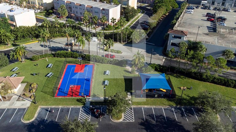 Vacation Home Near Disney, 3 bedrooms