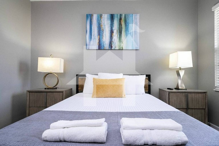 Vacation Home Near Disney, 12 bedrooms