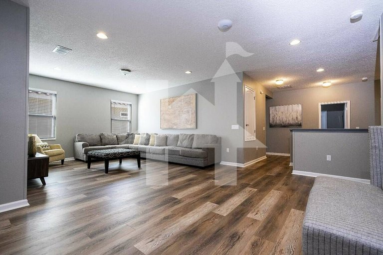 Vacation Home Near Disney, 12 bedrooms