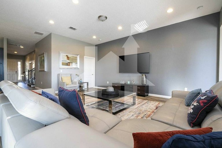 Vacation Home Near Disney, 12 bedrooms