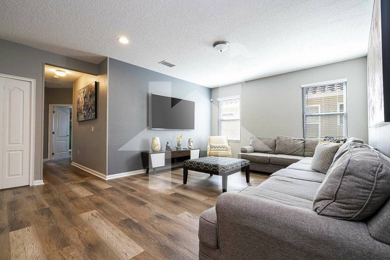 Vacation Home Near Disney, 12 bedrooms