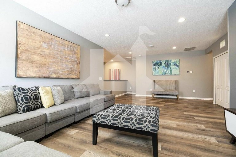 Vacation Home Near Disney, 12 bedrooms