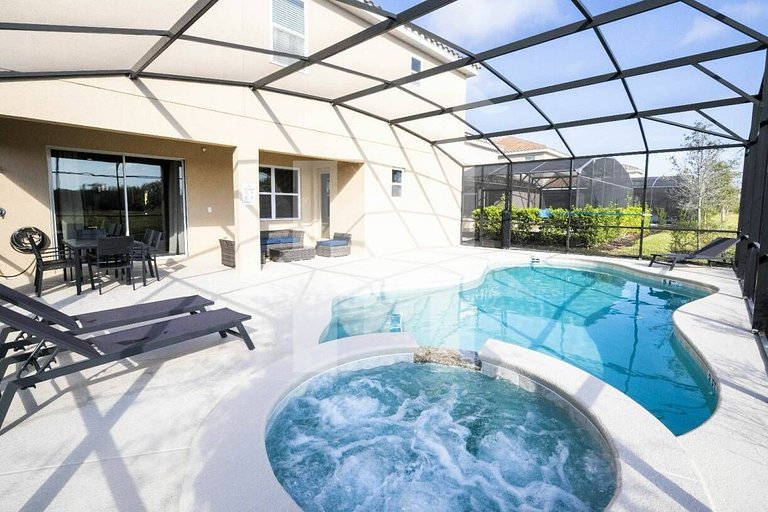 Vacation Home Near Disney, 12 bedrooms