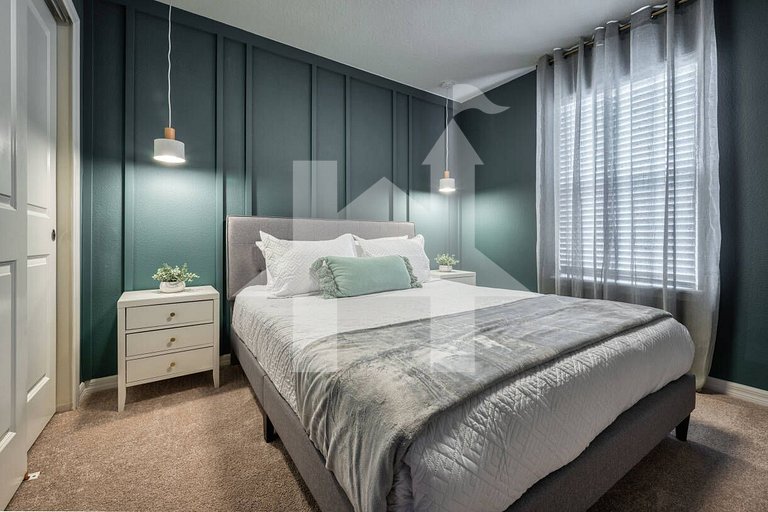 Vacation Home Near Disney, 5 bedrooms