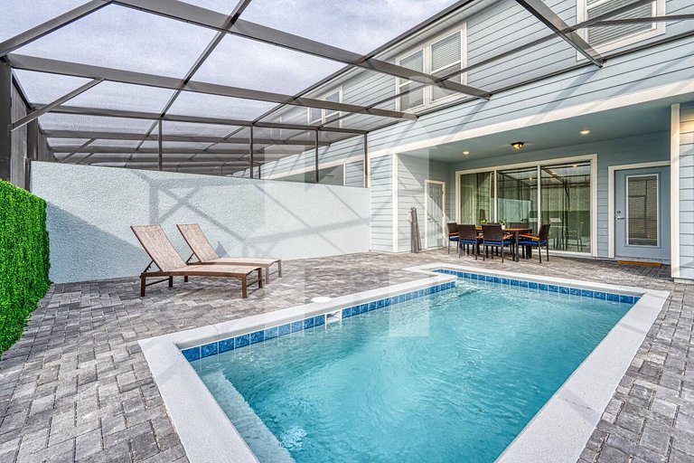 Vacation Home Near Disney, 5 bedrooms