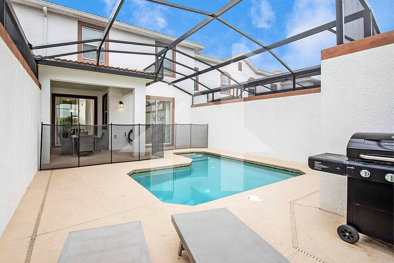 Vacation Home Near Disney, 4 bedrooms