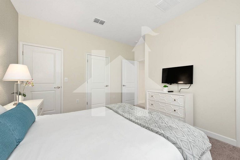 Vacation Home Near Disney, 4 bedrooms