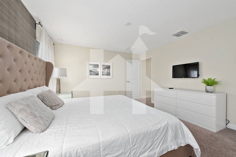 Vacation Home Near Disney, 4 bedrooms