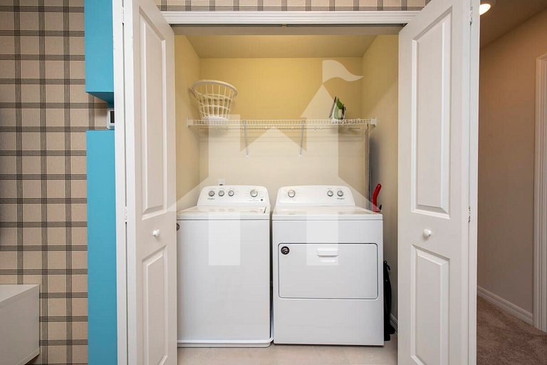 Vacation Home Near Disney, 5 bedrooms