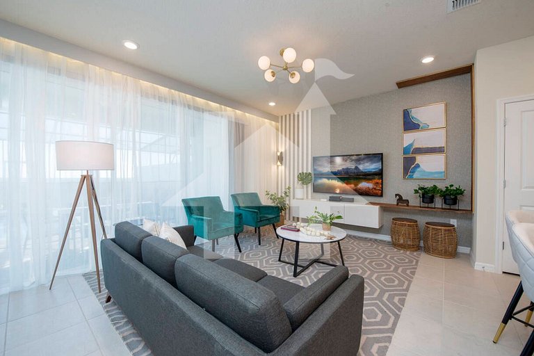 Vacation Home Near Disney, 5 bedrooms