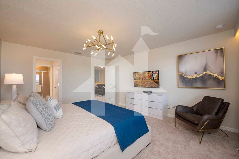 Vacation Home Near Disney, 5 bedrooms