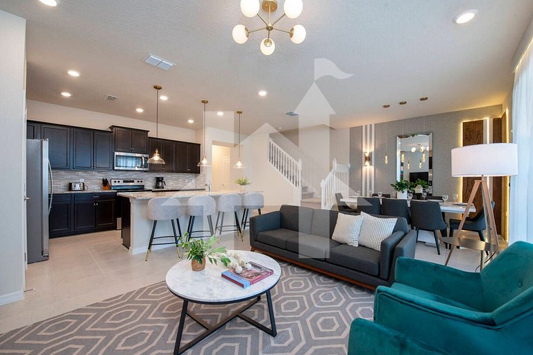 Vacation Home Near Disney, 5 bedrooms