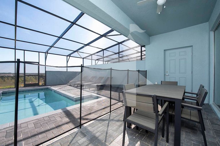 Vacation Home Near Disney, 5 bedrooms