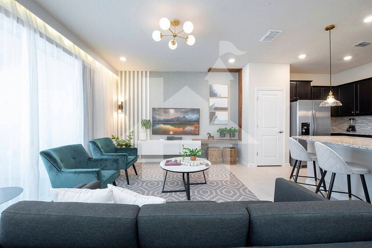 Vacation Home Near Disney, 5 bedrooms